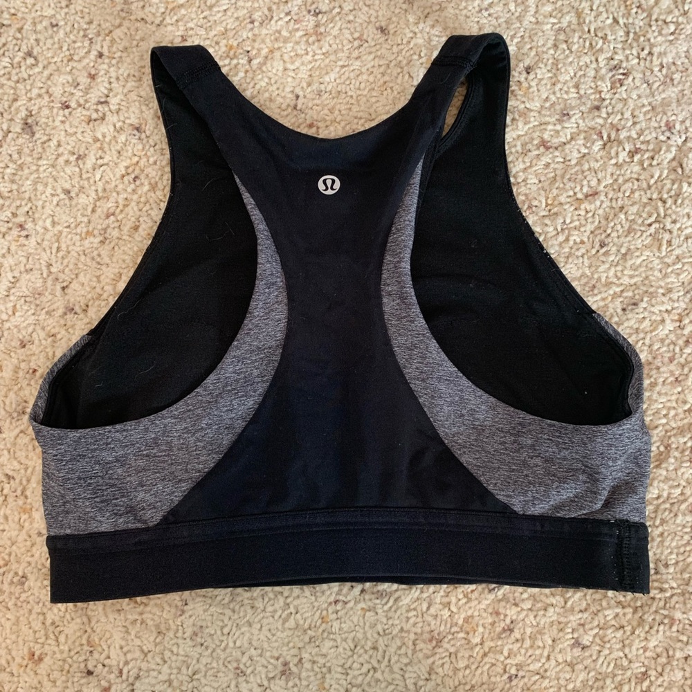 Lululemon Bob and Weave bra size 6